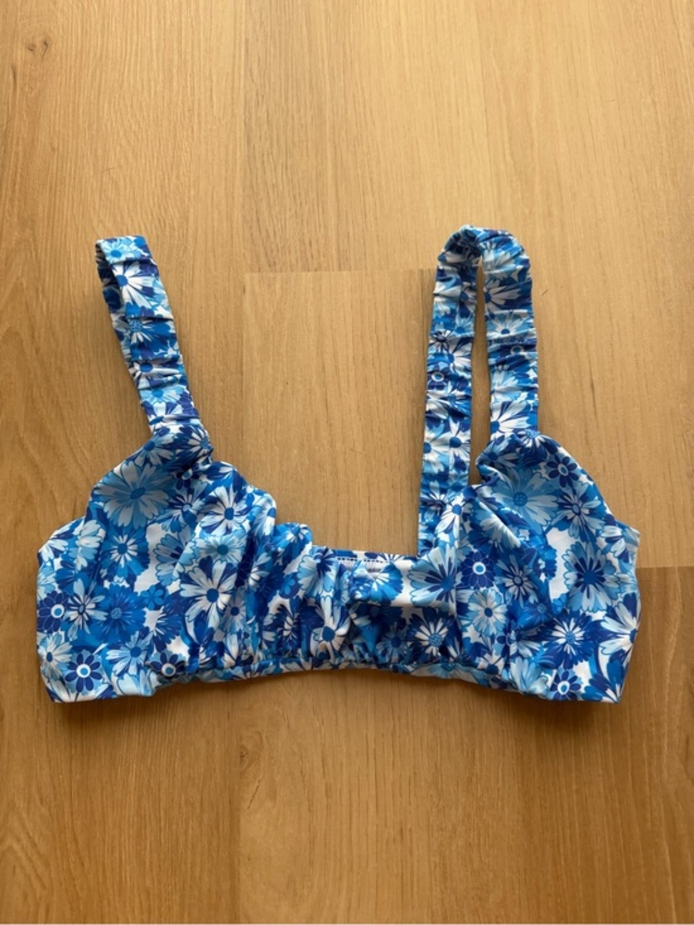 SHEIN Blue Floral Ruched Bikini Top XS Retro Daisy Swim Top